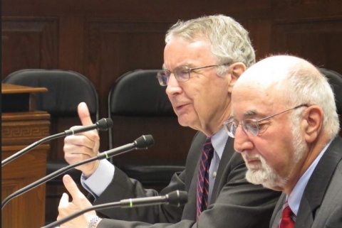 Steven Sheffrin and Jim Richardson speaking to the Louisiana Legislature - The Murphy Institute