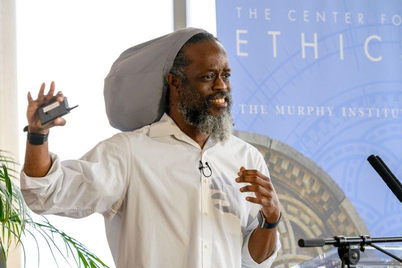 Virgil Storr delivers the Center for Ethics Public Lecture on April 24, 2025